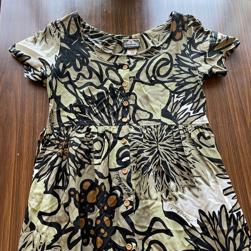 Manuhealii Dress